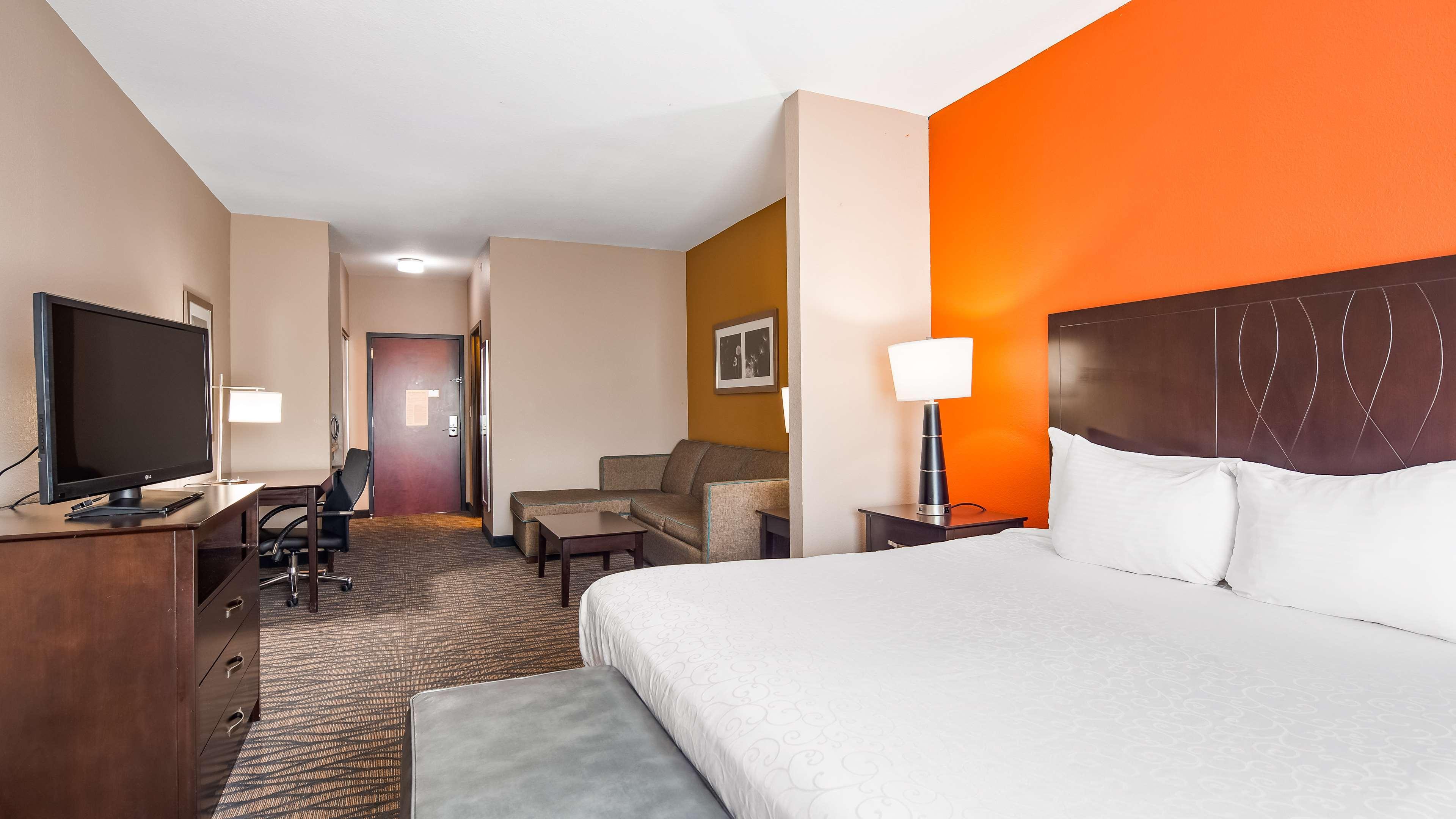 Best Western Plus Hiawatha Hotel מראה חיצוני תמונה