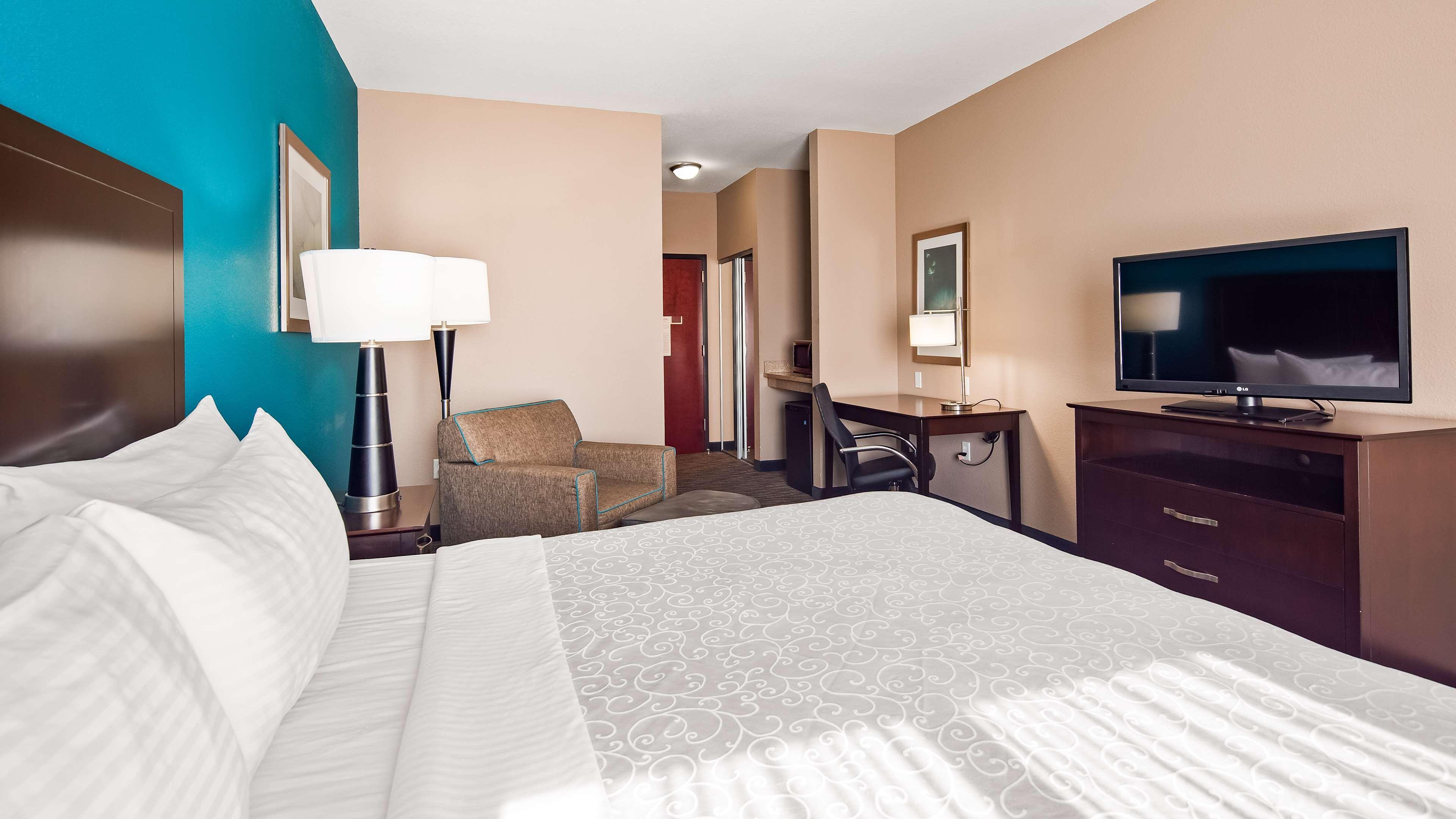 Best Western Plus Hiawatha Hotel מראה חיצוני תמונה