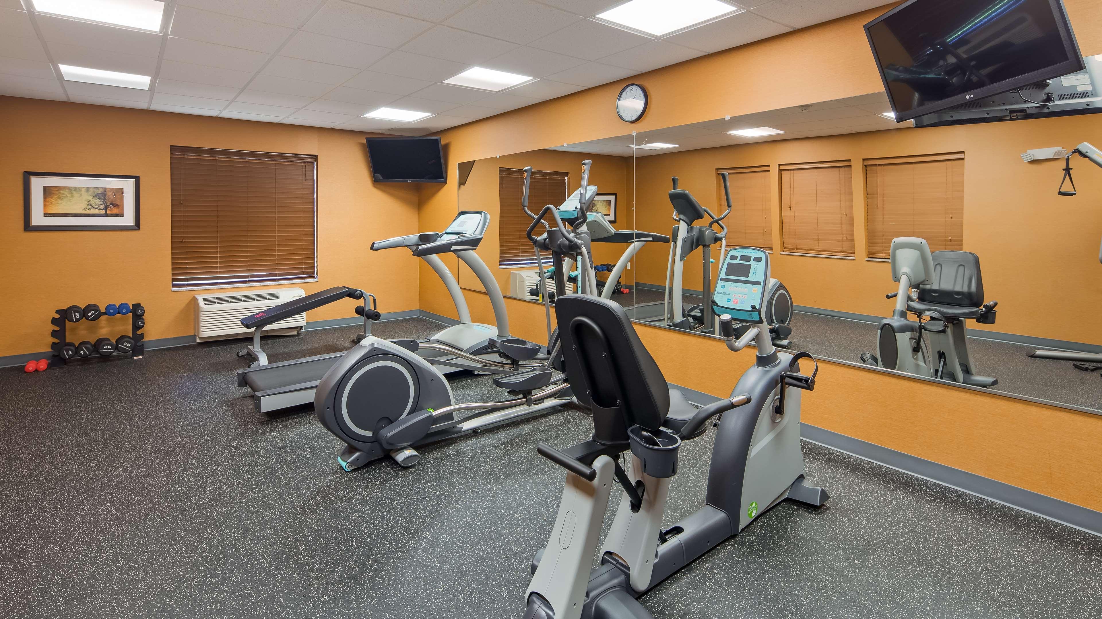 Best Western Plus Hiawatha Hotel מראה חיצוני תמונה